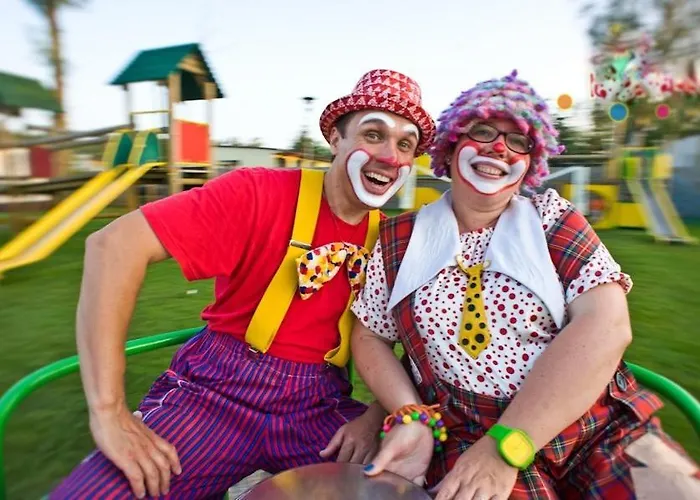 Osrodek Wypoczynkowy Slonce Bobolin Village de vacances Dąbki